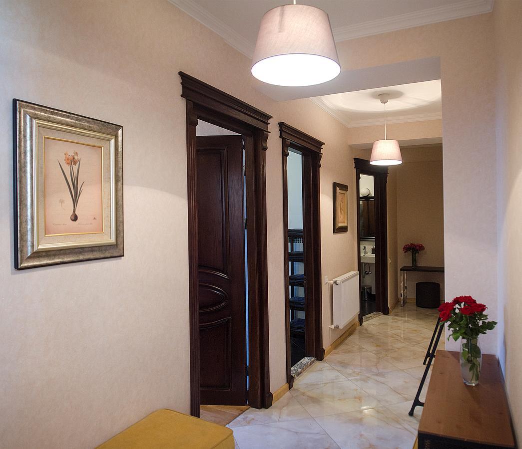 Tiflislux Apartment - Old City Philarmonic Kültér fotó