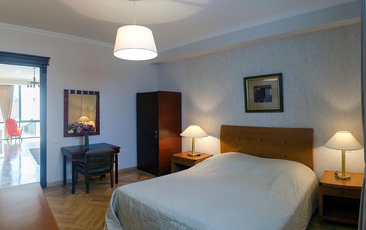 Tiflislux Apartment - Old City Philarmonic Kültér fotó
